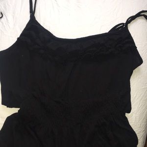 Black tank, synched waist